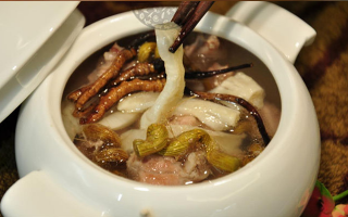 冬蟲夏草怎么熬粥好喝？3 種經(jīng)典做法 + 口感秘訣