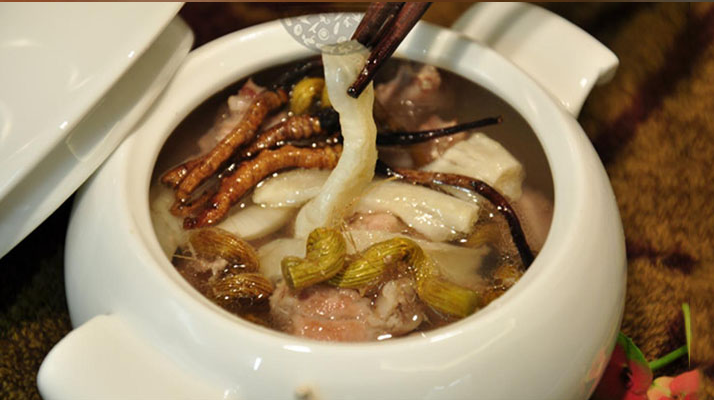 冬蟲夏草煎服：根數(shù)不是固定值，3 大維度定用量